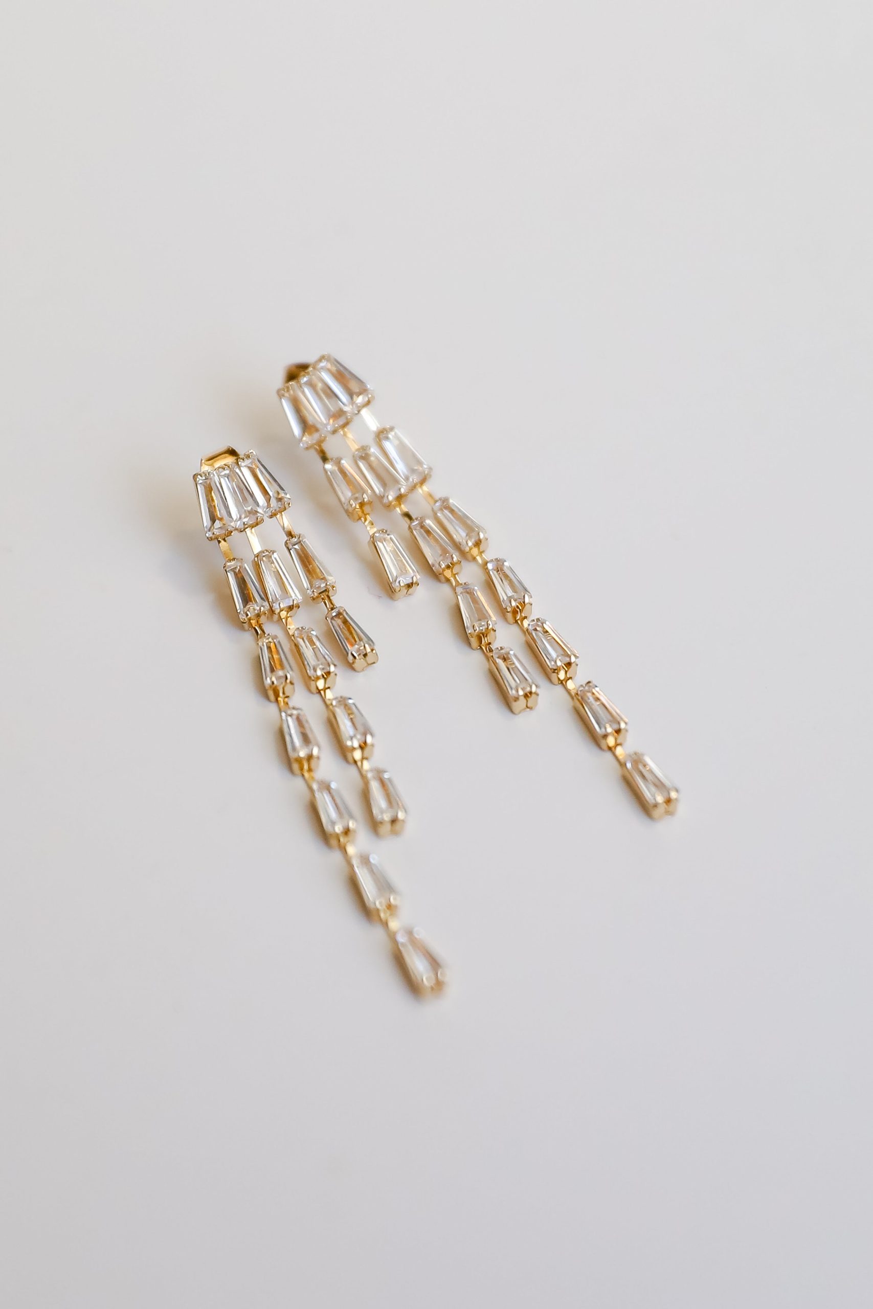 shopdressup_gemstone_drop_earrings-2_d1eb7573-2df9-4ffc-9042-8fc8eaea0acf.jpg