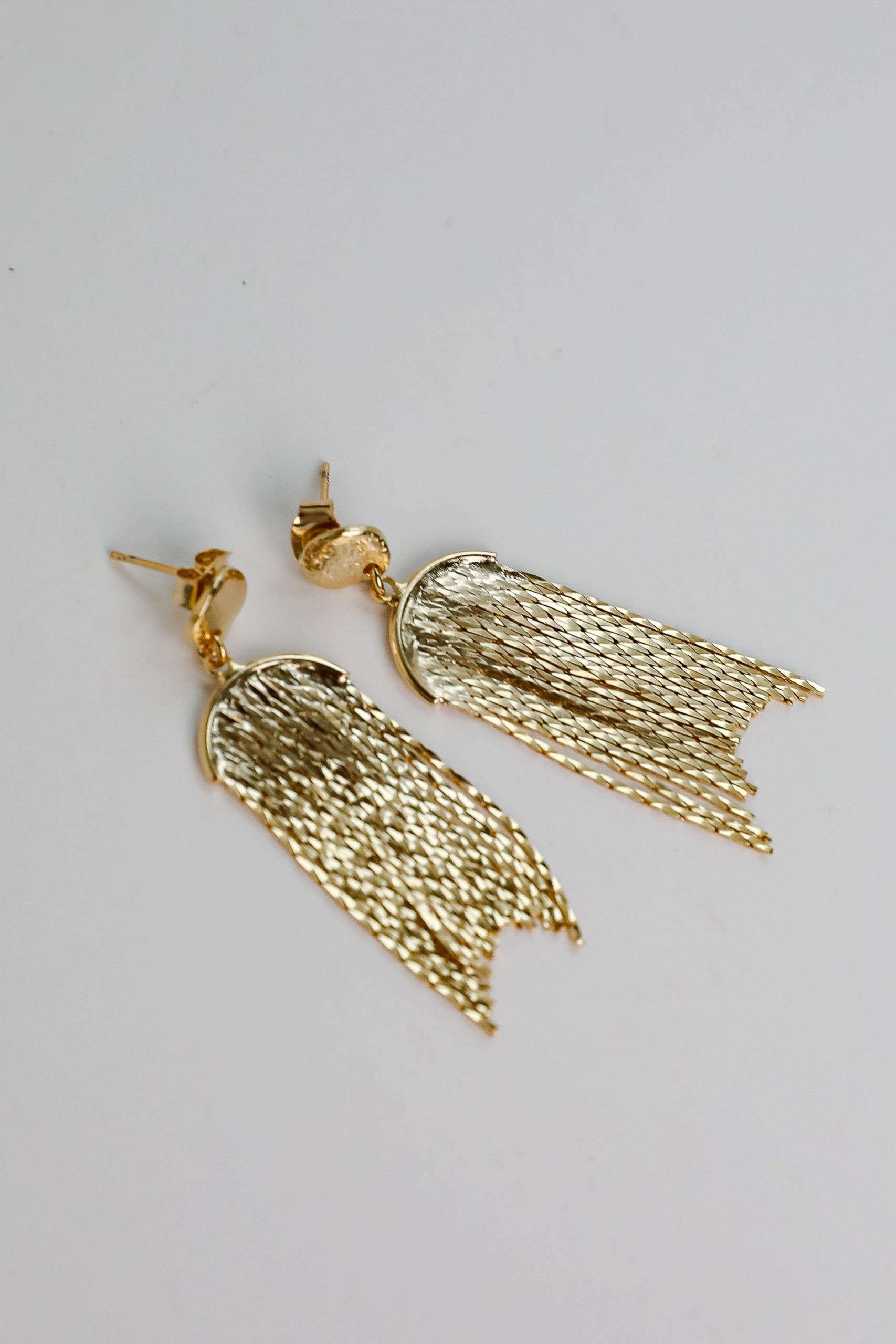 shopdressup_gold_fringe_earrings-4_373cd060-383d-44ca-ba29-8d2284875cc4.jpg