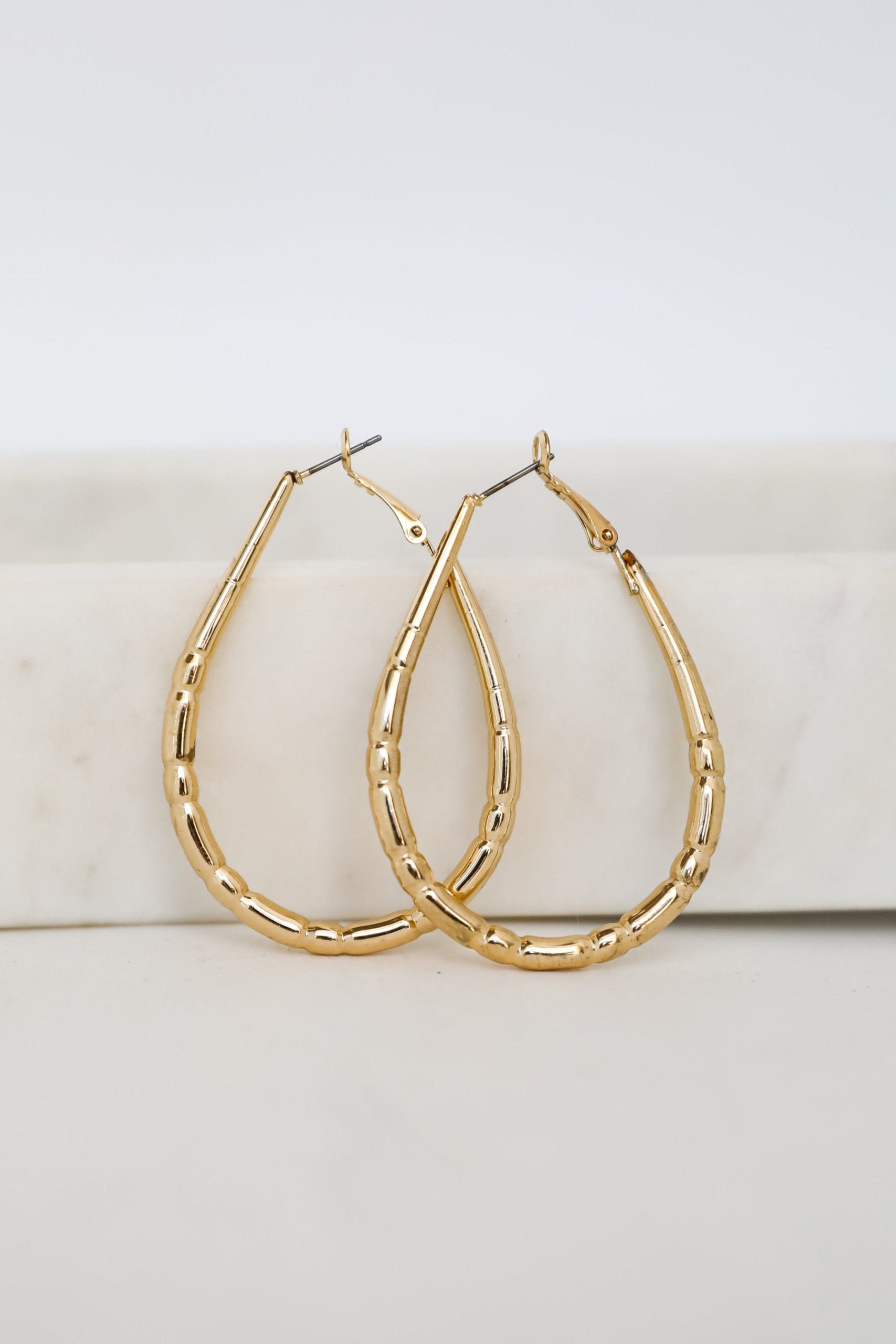 shopdressup_gold_teardrop_earrings.jpg